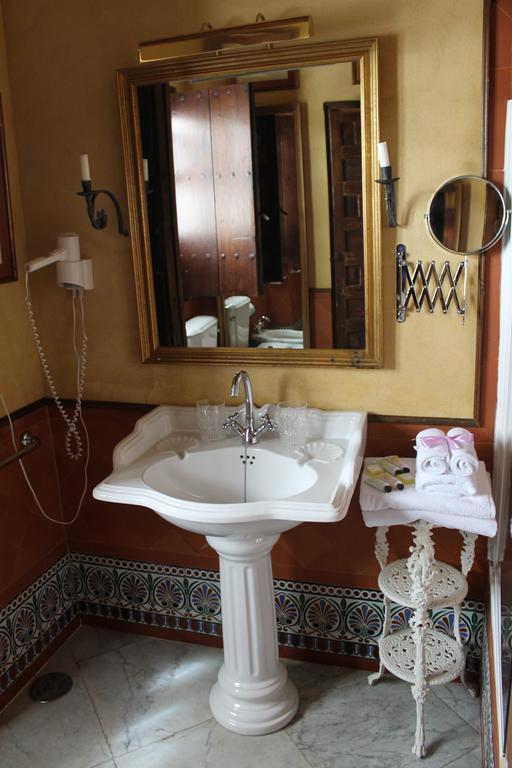 El Palacio De San Benito 4*