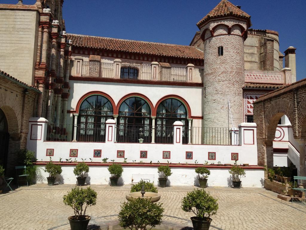 El Palacio De San Benito Pensión Cazalla de la Sierra